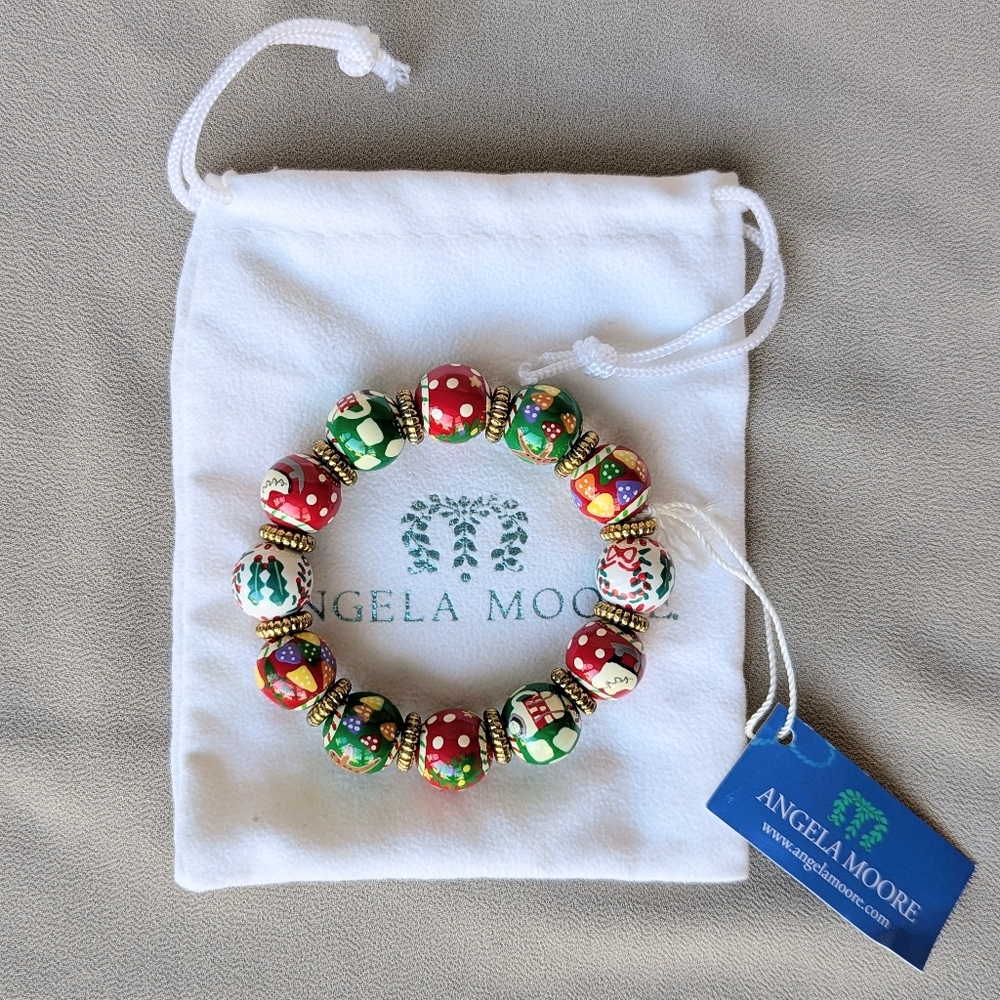 Angela Moore Christmas Winter Classic Bracelet Beaded Elastic Stretch NWT